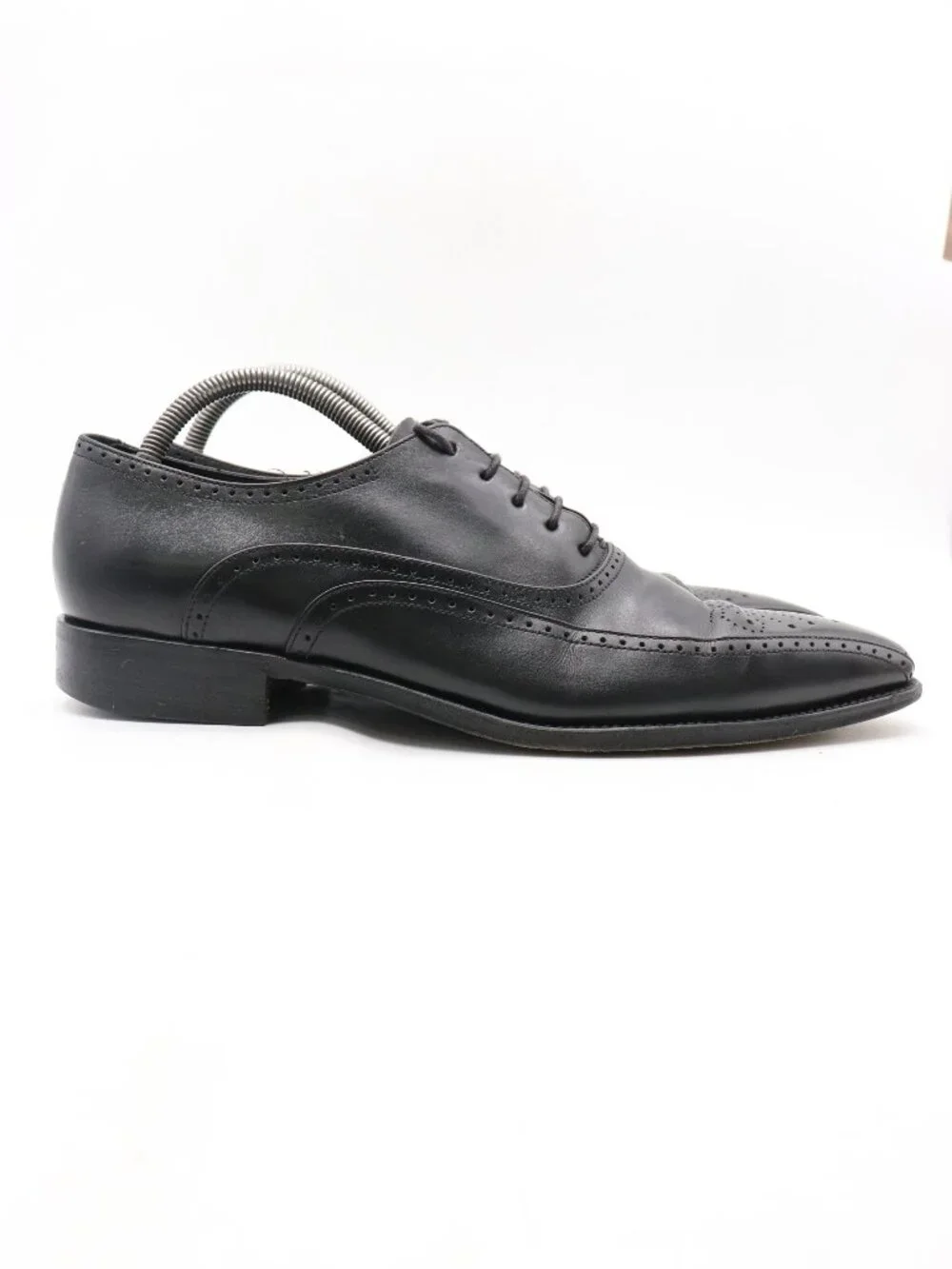 Salvatore Ferragamo Men's Size 9 B Black Leather Wingtip Oxfords Dress Shoes